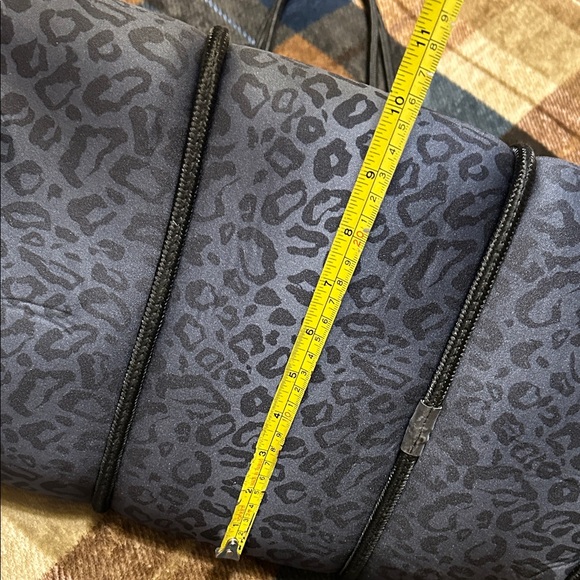 Navy Leopard Print Tote Bag with Matching Pouch - Picture 8 of 10